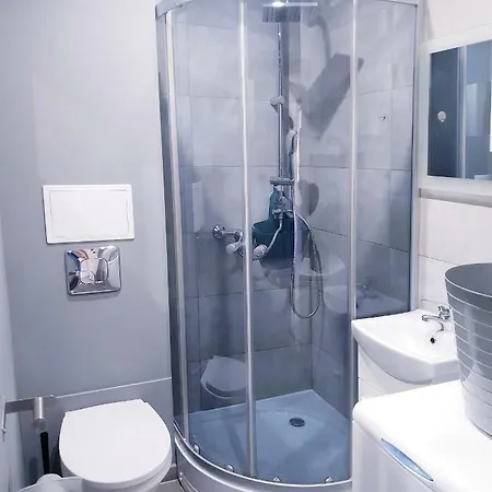 Apartament Walbrzych شقة *
